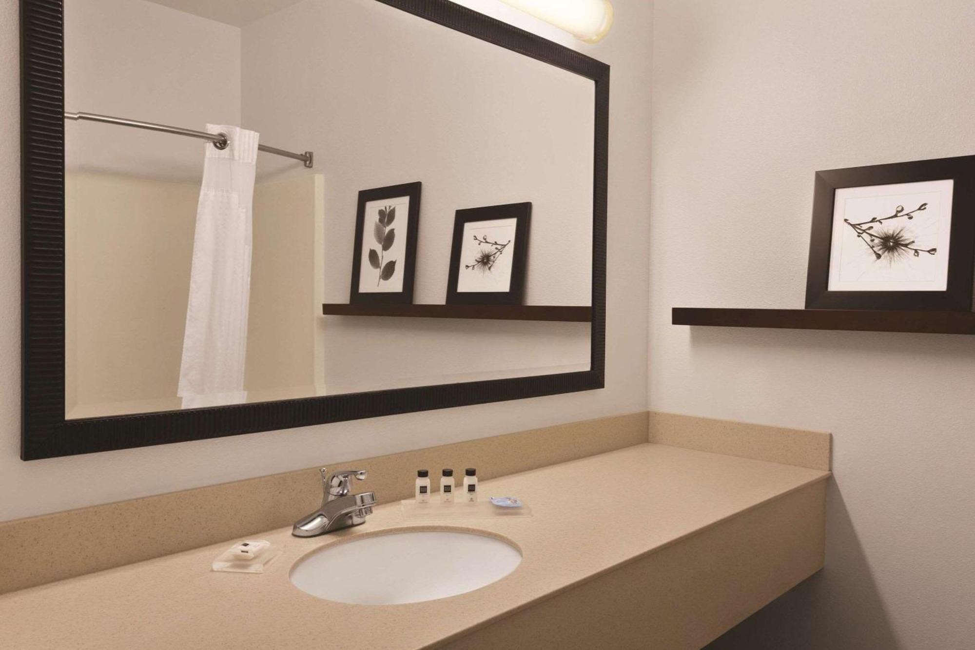 Country Inn & Suites By Radisson, Bryant Little Rock , Ar מראה חיצוני תמונה